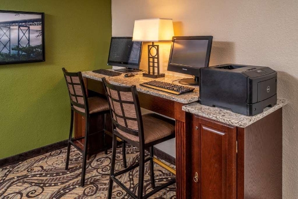 Best Western Huntington Mall Inn (Barboursville)